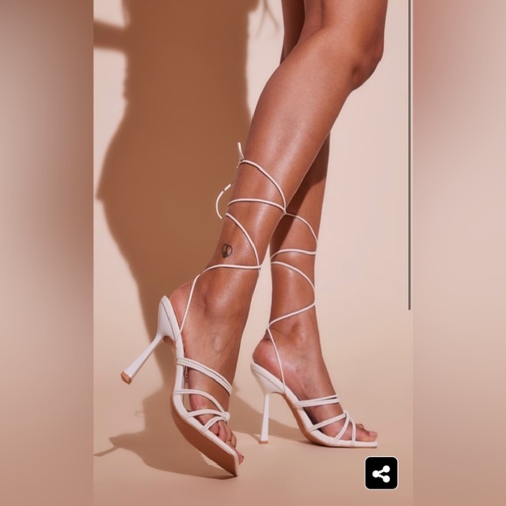 White strappy lace up heeled sandals - wide fit size 9